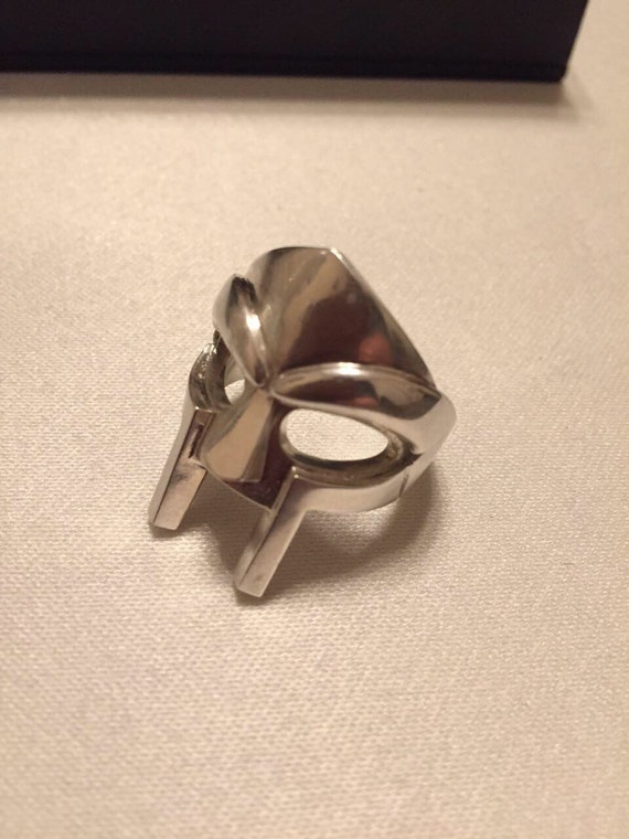 hexagon solitaire engagement ring
