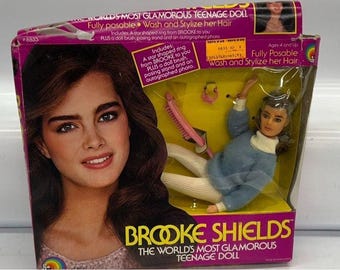 Vintage 1982 LJN #8833 Brooke Shields Muñeca Suéter Azul Caja Original