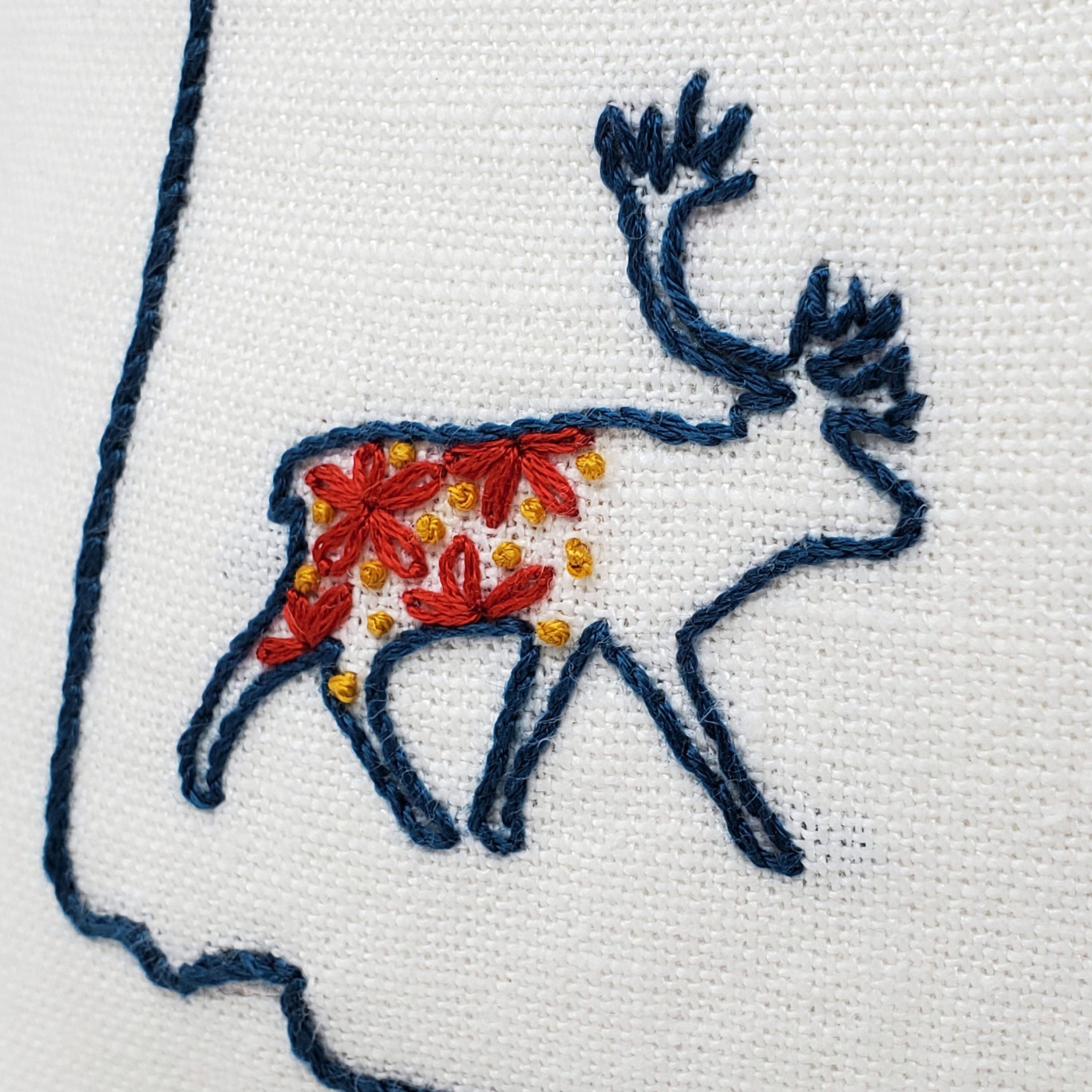 Hand Embroidered Yukon Caribou Linen Pillow Etsy.de