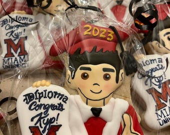 2 Dozen graduation cookies, Graduation Favors, High School treats
