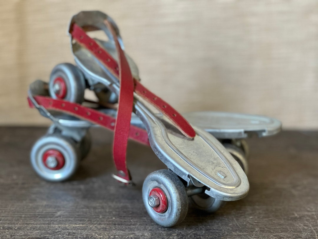Vintage Ball Bearing Roller Skates Vintage Globe Adjustable Etsy