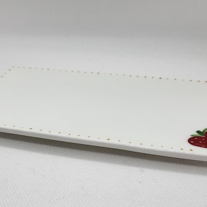 Rectangular serving plate