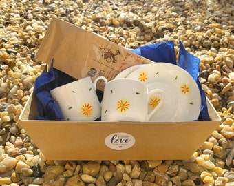 Daisy espresso cup and saucer gift set