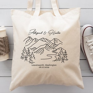 Mountain Wedding Tote, Mountain Wedding, Wedding Welcome Bag, Mountain Badge Tote, Wedding Guest Bag, Mountain Tote Bag, Personalized Tote