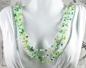 Warstwowy naszyjnik z koralików: wielowarstwowa biżuteria z wyrazistym wzorem