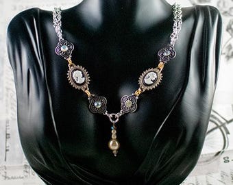 Naszyjniki Steampunk: Kamea i proste koła zębate