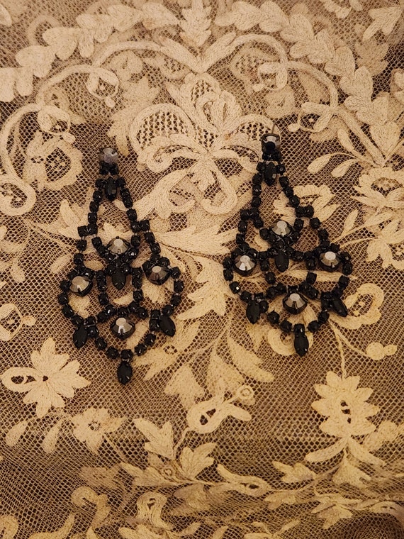Antique Victorian Jet Dangle  Mourning Earrings - image 4