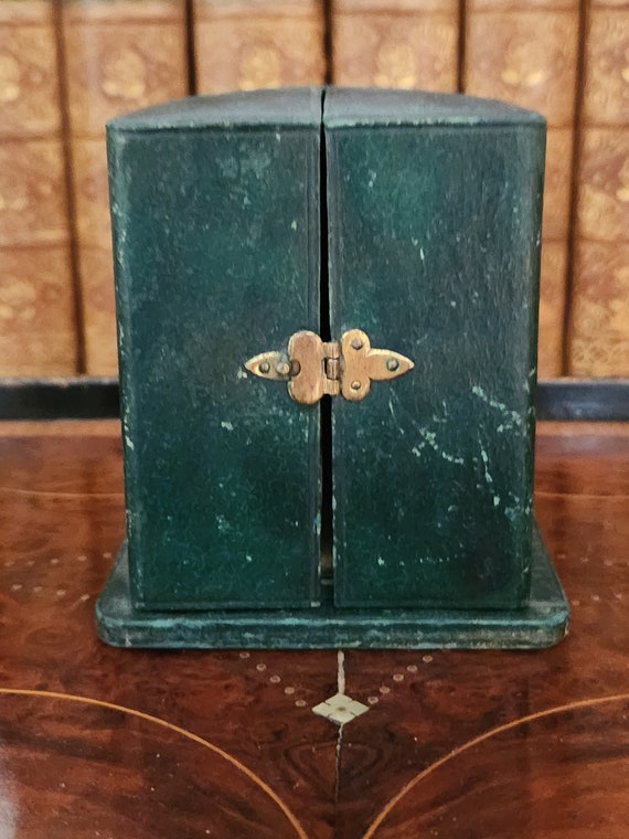 Antique Petite Double Door Presentation Box - image 1