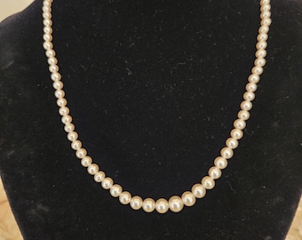 BOXED Never Worn "GLORIA" Deltah Pearl Strand with Sterling Clasp
