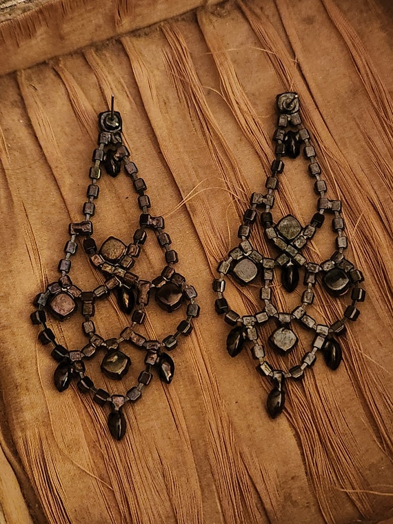 Antique Victorian Jet Dangle  Mourning Earrings - image 8