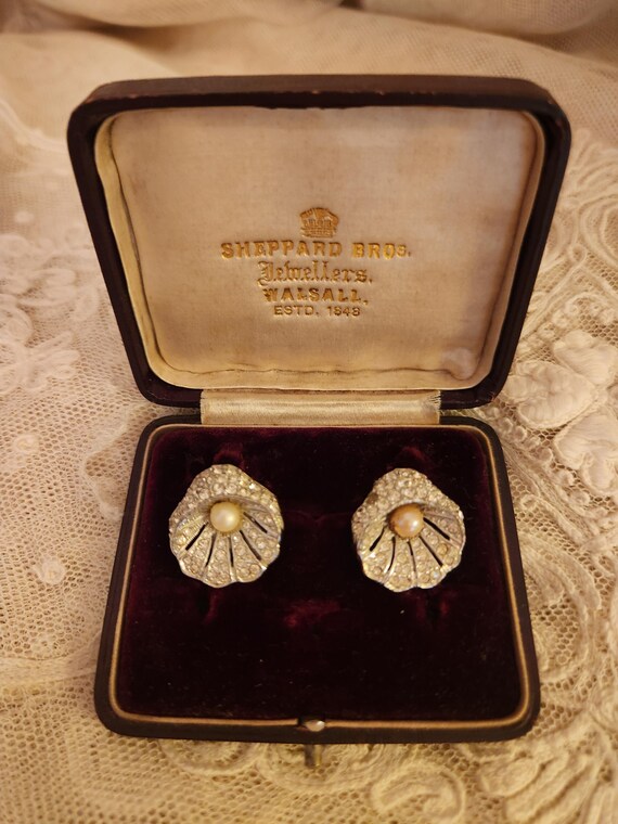 Vintage Richelieu Pearl & Glass Clip On Earrings - image 1