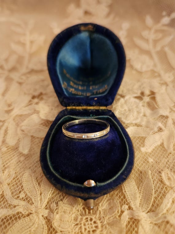 Art Deco Platinum Eternity Band: Antique Wedding Ring