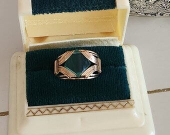 Vintage Gold Filled Green Stone Ring - 1960s Retro Unisex Size 10