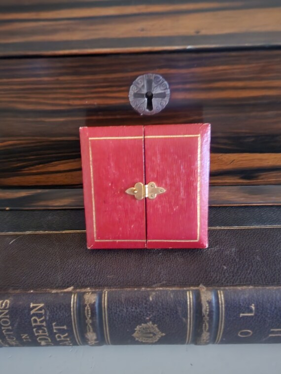 Antique Art Deco Mappin and Webb Double Door Pendant Box View 3
