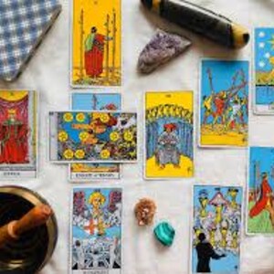 Leitura de cartas de tarô ao vivo - Perguntas ilimitadas - Mensagens de bate-papo por texto