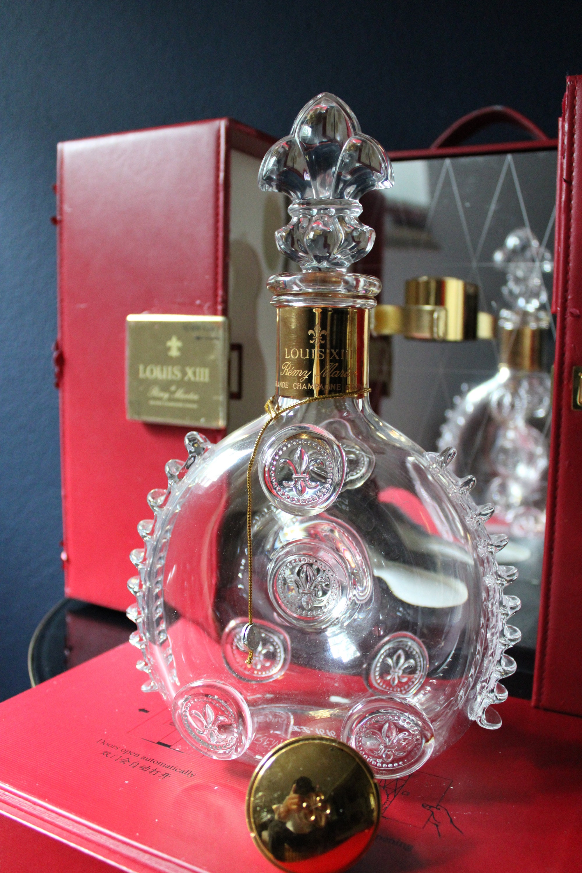 ブレティスラフ・バカラ 
ヤナーチェク 管弦楽曲作品集
Dante盤 Louis Xlll Baccarat Crystal Carafe by Remy Martin + Giftbox
