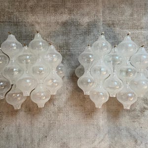 Pair of Crystal Glass Wall Lights &quot;Tulipan 14 WA&quot; by Kalmar Franken, Austria, 1960s - 1970s
