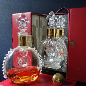 Louis Xlll Baccarat Crystal Carafe by Remy Martin + Giftbox Bar