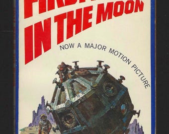 First Men in the Moon by H. G. Wells (1964 Mass Market Paperback, Ballantine Books, 2nd Printing) Science Fiction Classic  **Free Shipping**