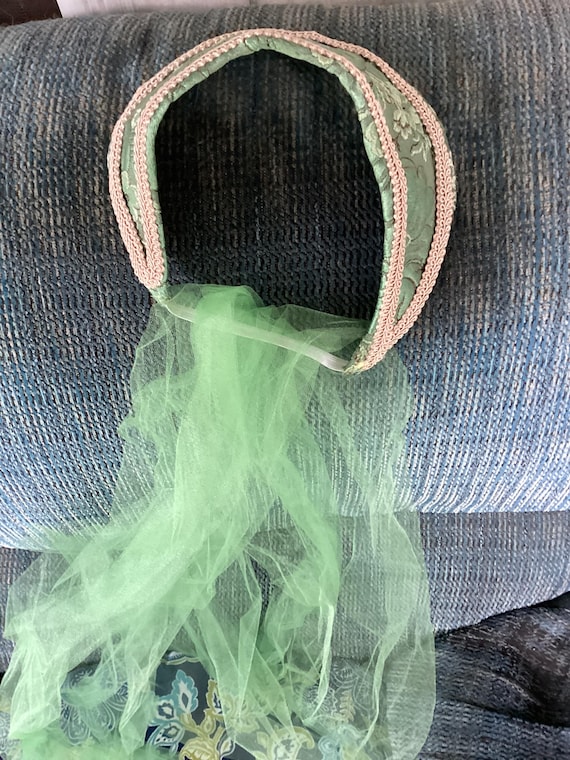 Renaissance Medieval Headrest Hat - image 3