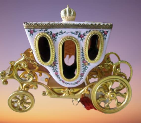 Viennese Viena Austrian Enamel Miniature Coach Carriage Casket Box