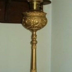Antique piano Pillar Oil Lamp w Globe