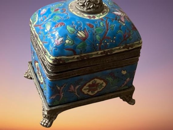 Faiences ceramic Casket Box