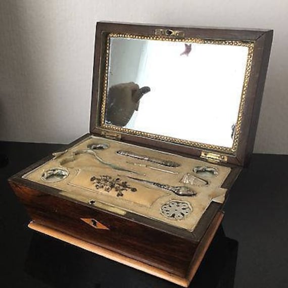 Palais Royal Georgian Sewing Box Necessaire