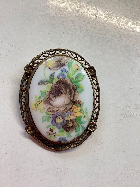 Antique Brooch Pin