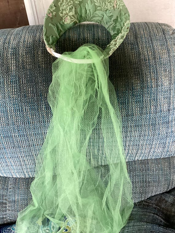 Renaissance Medieval Headrest Hat - image 4