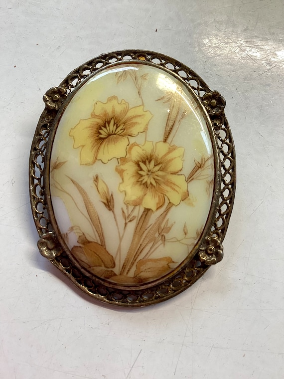 Antique Brooch Pin