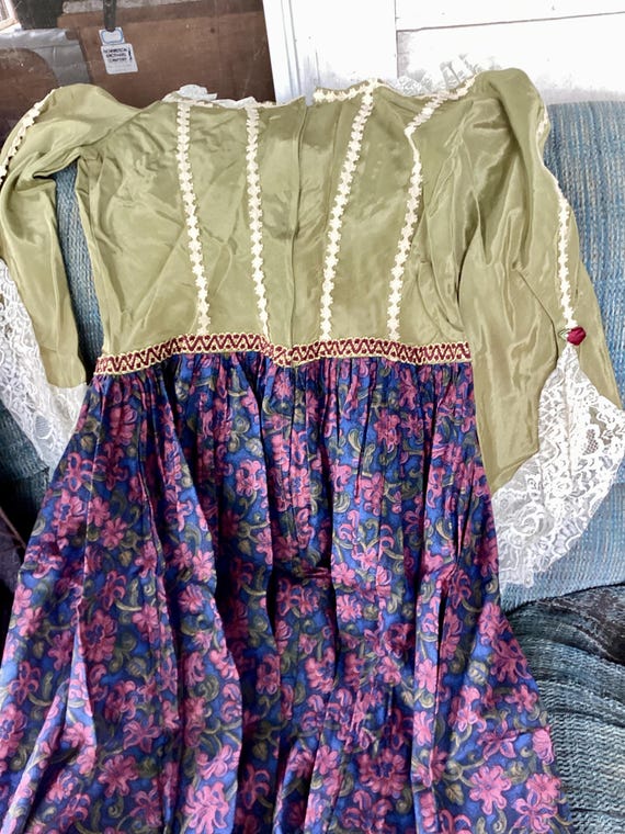 Renaissance Medieval Tudor Gown Dress Costume - image 9