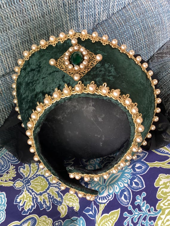Renaissance Medieval Tudor Jeweled Hat headress