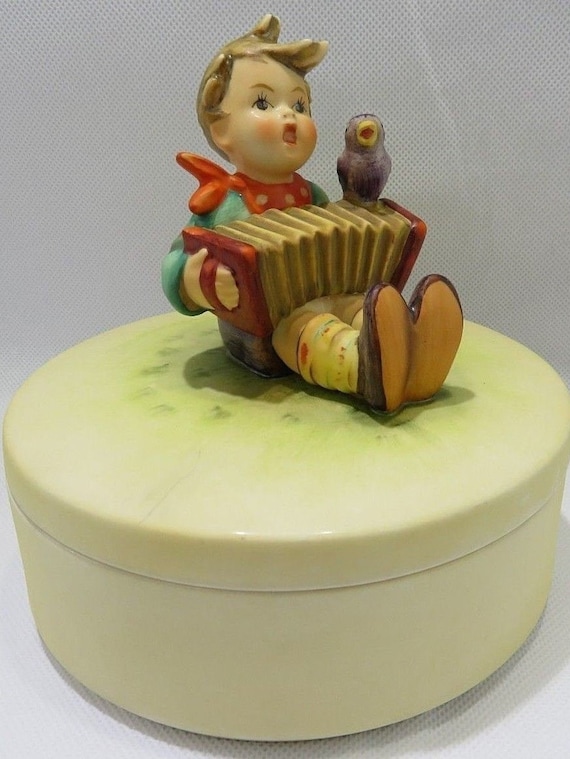 Hummel “Let.s Sing!” Boy Accordian  Box Goebel 110
