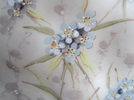 Victorian Fancy Monroe Wavecrest Embossed Hp Letter Holder W/Ormolu Top