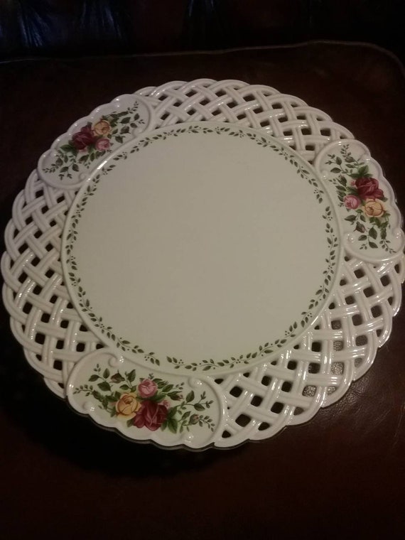 Royal Albert Lattice Cake Stand