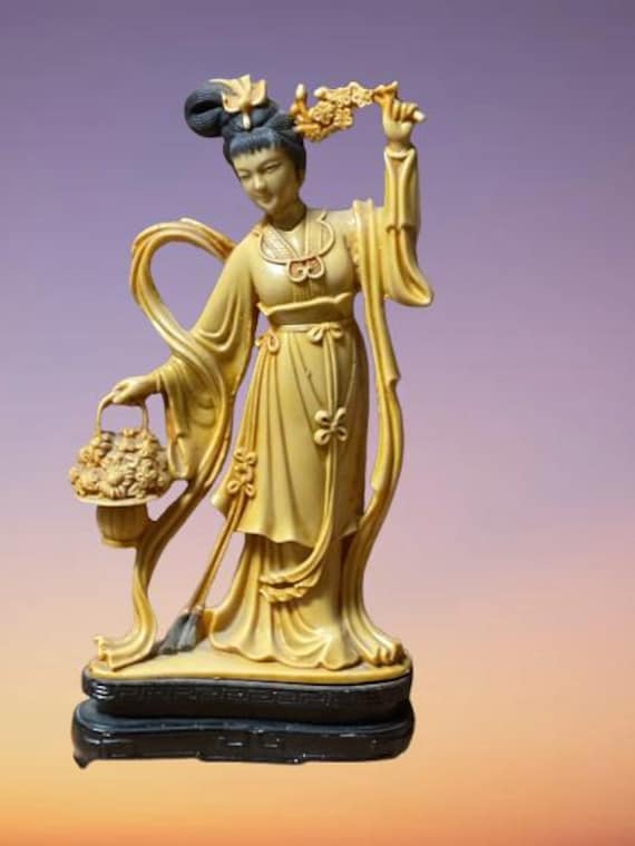 Asian Oriental Resin Statue Figurine