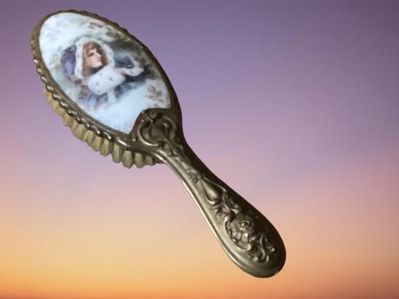 Antique enamel Portrait Brush