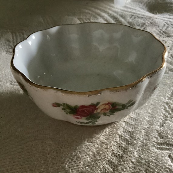 Royal Dalton Old Country Roses Small Bowl