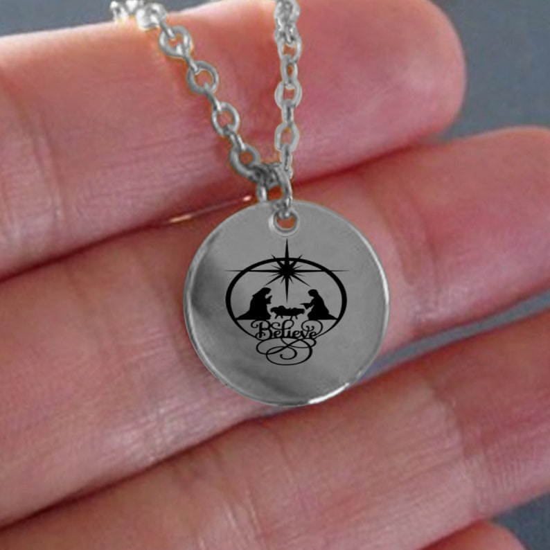 Christmas Nativity Scene Gold Or Silver Necklace Etsy