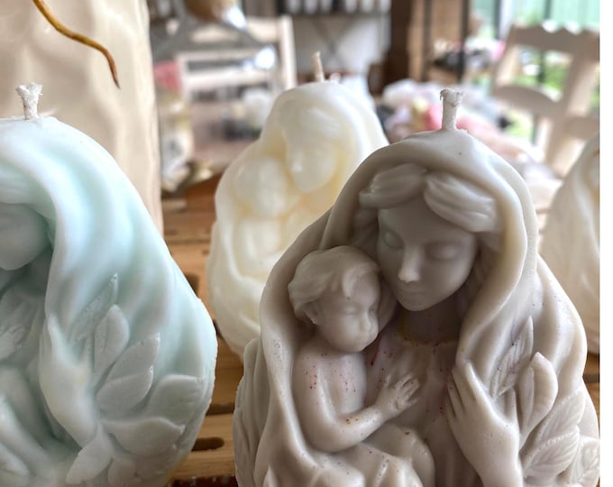 Mother and Child Soy Wax Candle: A Heartwarming Tribute to Unbreakable Bonds