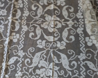 Antique Dining Antique Filet Crochet Tablecloth Cream 82"X66"