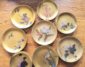 Vintage Japanese Gold Ground Floral Painted Lacqured Wood Plates Set of Eight