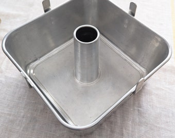 Vintage Square Angel Food Cake Pan Shiny Aluminum 9x9x4 Mirror
