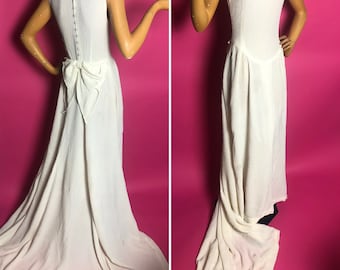 Elegant 1930s 1940s Wedding Dress Gown, Off White, Textured Crepe Fabric, Sleeveless, 24 inch (60cm) train, Bow Detail At Back