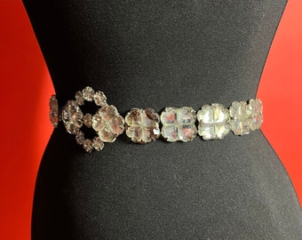 Incredible 1930s Singer & Kantor Art Deco Mirrored Bevelled Glass Belt, 24.5 Inch Waist, Trefoil Shapes