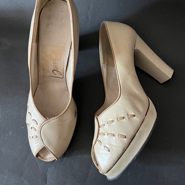 1970s (does 1940s) Beige Peeptoe Platform Heels Shoes by Ravel, Marked Size UK 5.5