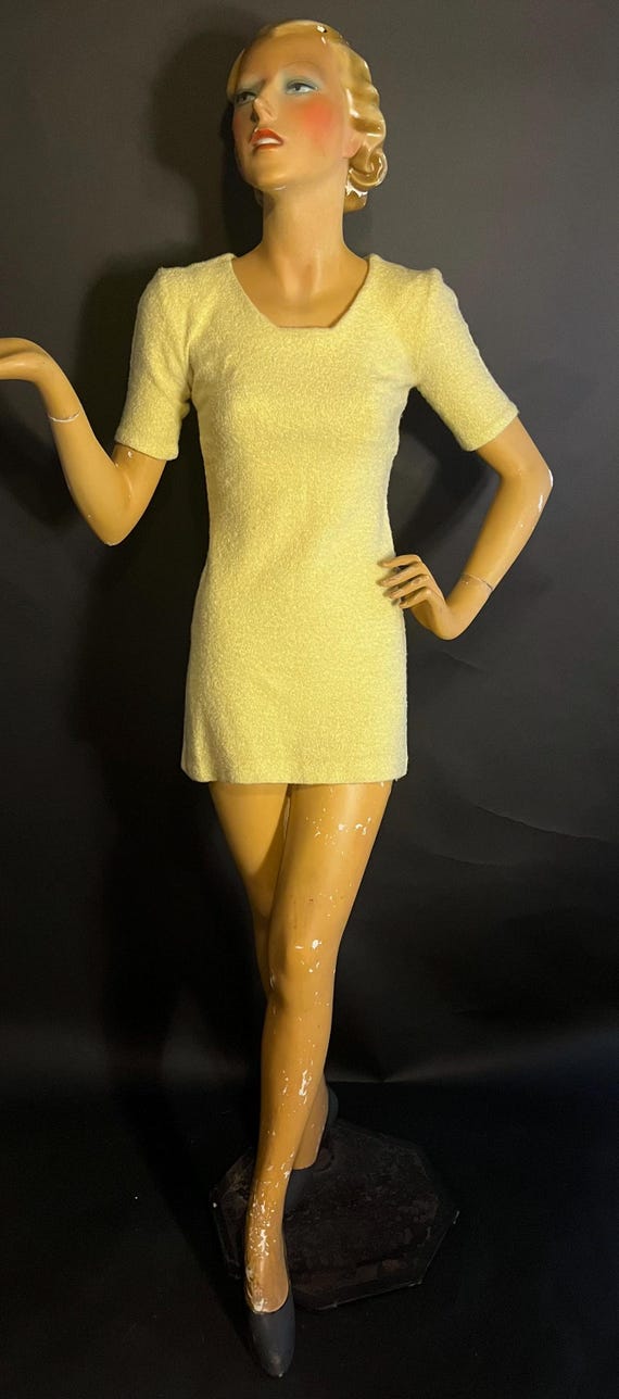 Buy Rare 1960s Sylvia Ayton & Zandra Rhodes Lemon Yellow Boucl Mini Dress,  Short Sleeves Online in India - Etsy