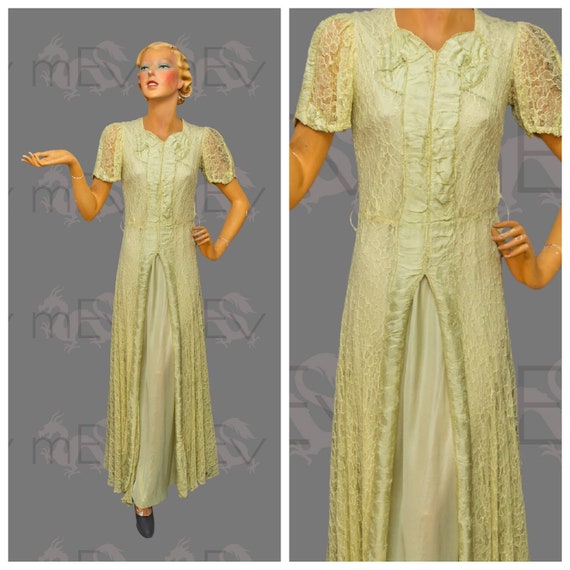 Gorgeous 1930s Pale Chartreuse Lace Overlay Full L