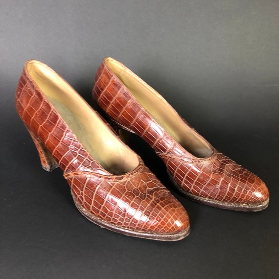 Rare 1920s 1930s Croc Leather Heels Shoes Pumps by Hellstern & 